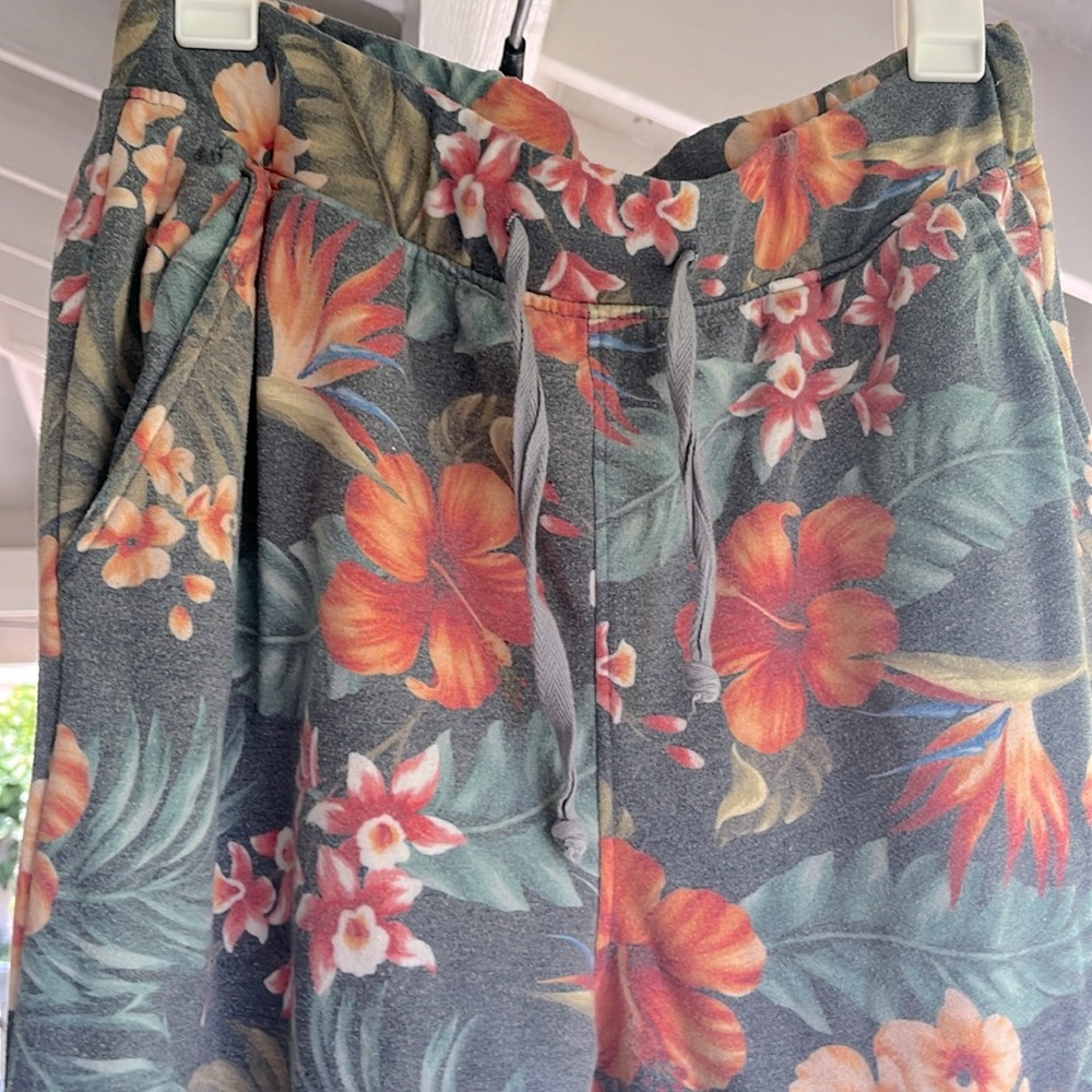 Aviator Nation Hawaiian Tropical Floral Pants 🌺
